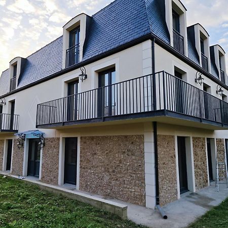Les Magnolias Hotel Brou-sur-Chantereine ภายนอก รูปภาพ