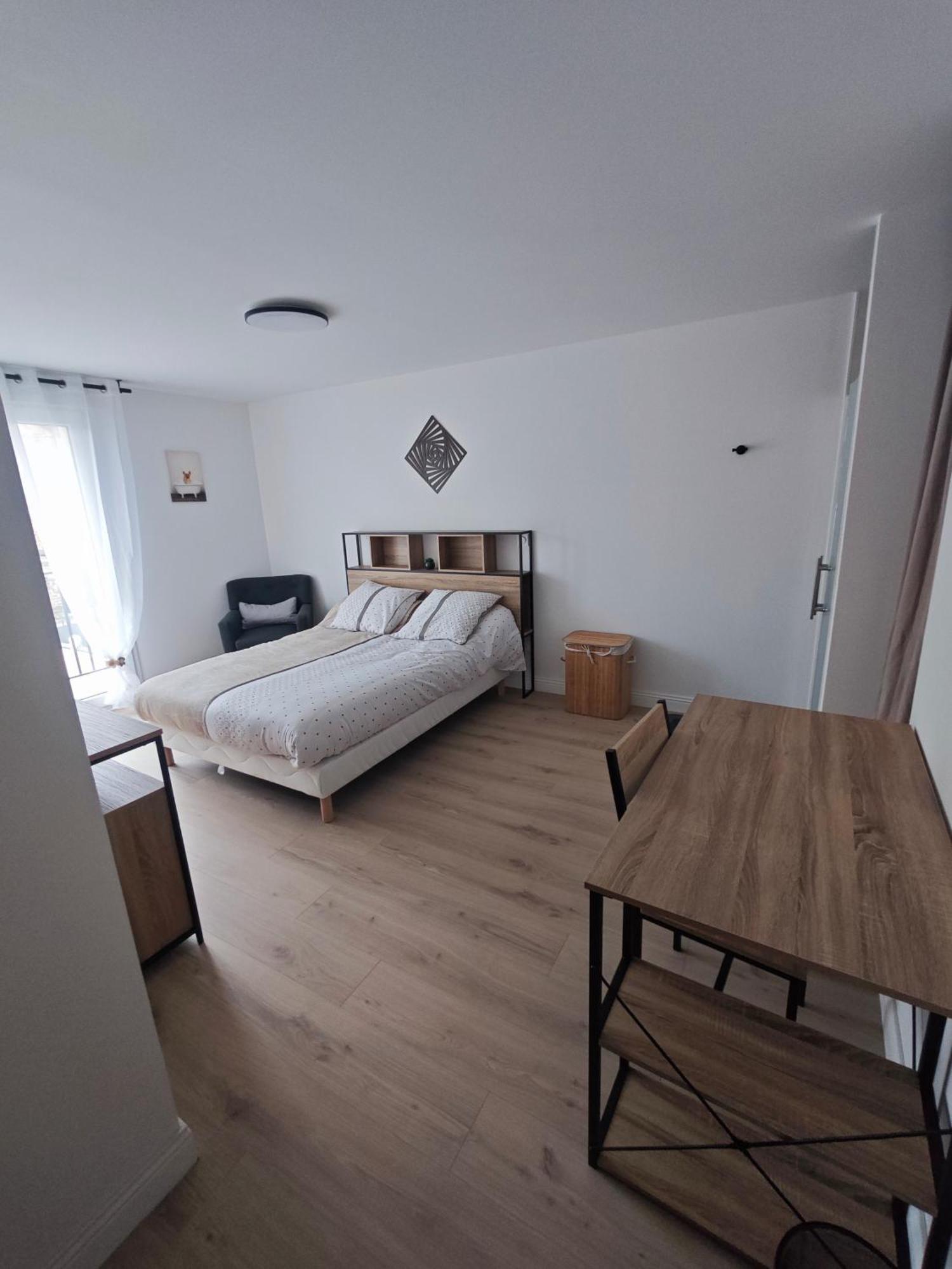Les Magnolias Hotel Brou-sur-Chantereine ภายนอก รูปภาพ