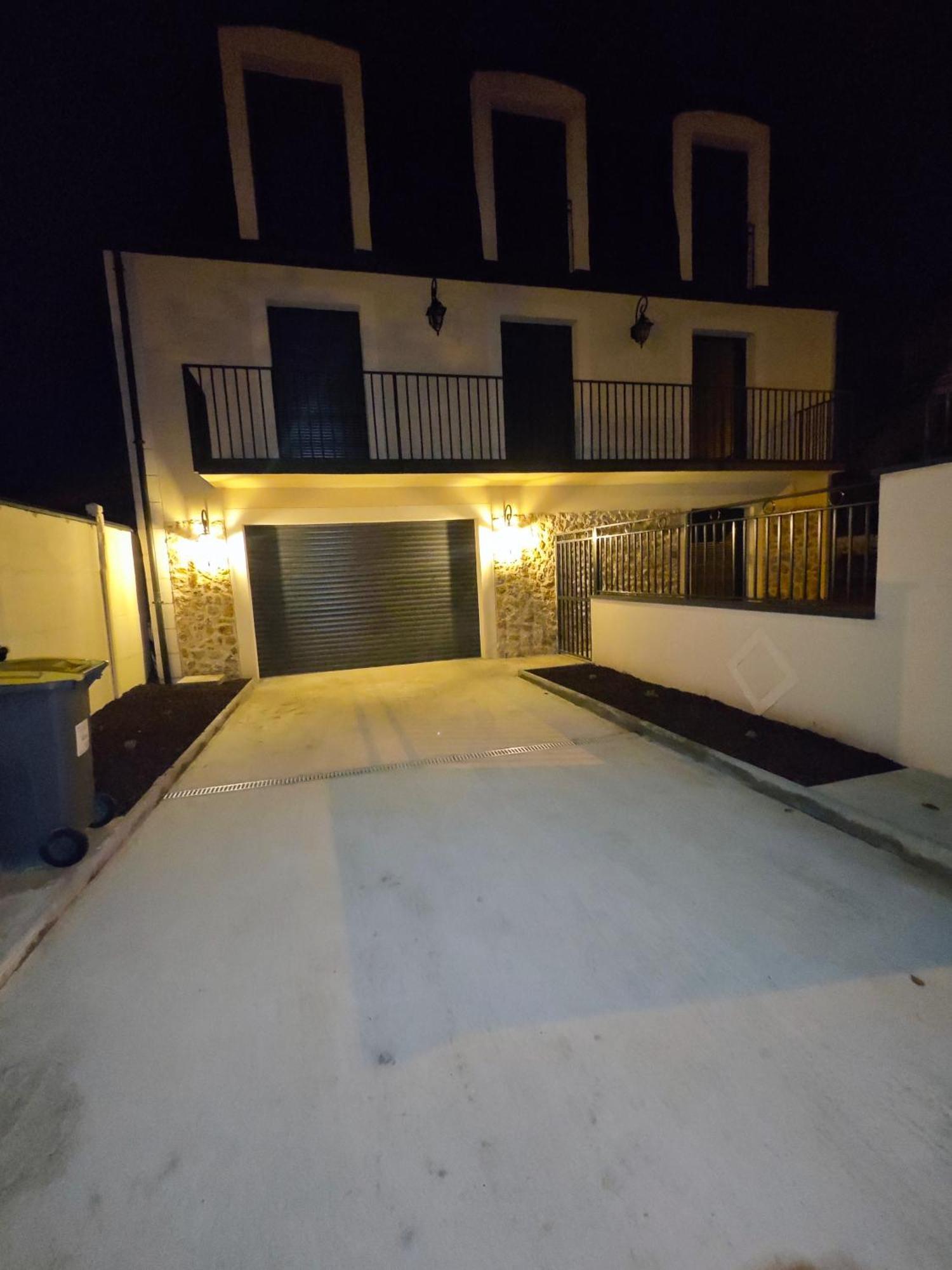 Les Magnolias Hotel Brou-sur-Chantereine ภายนอก รูปภาพ